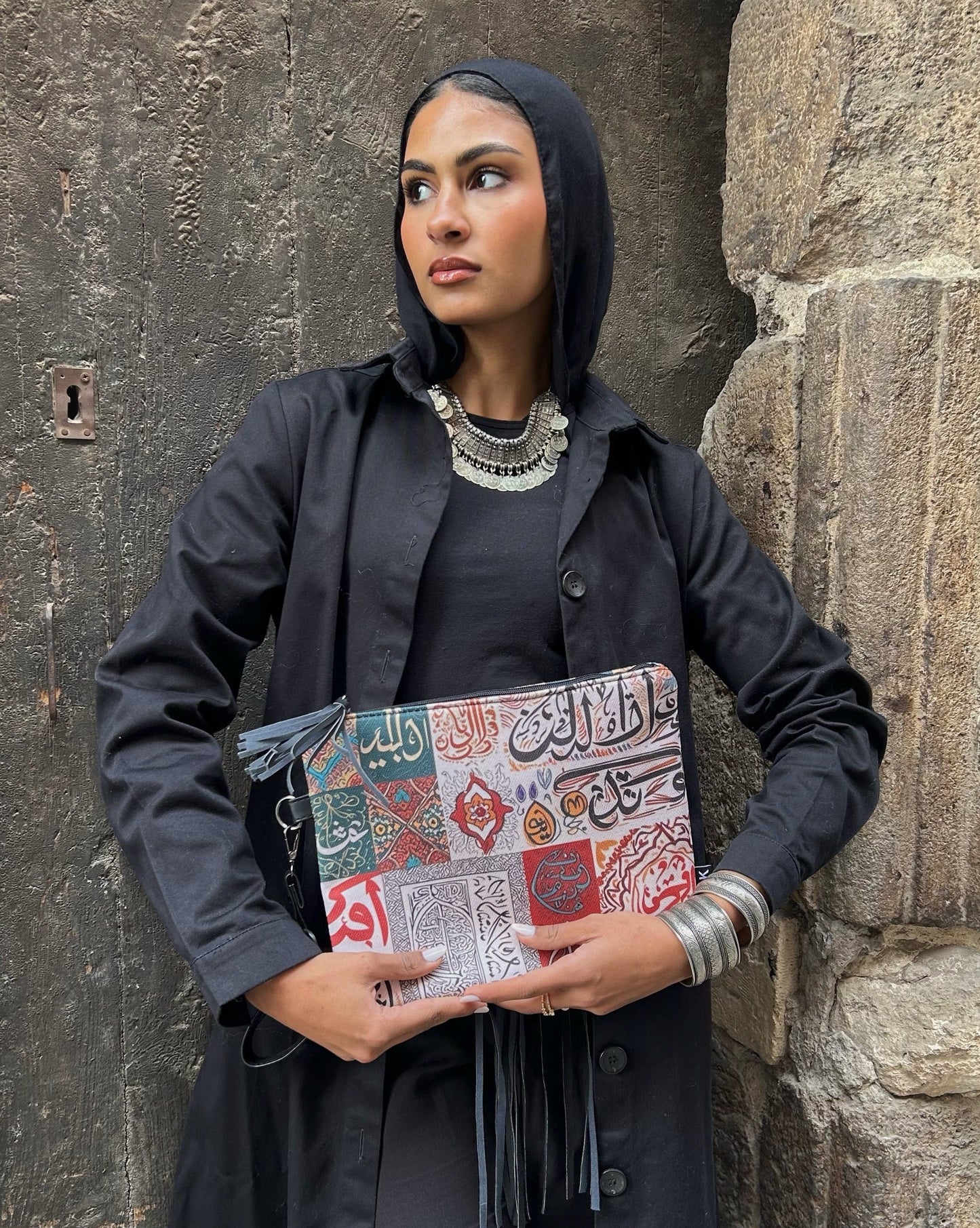 أصالة Clutch