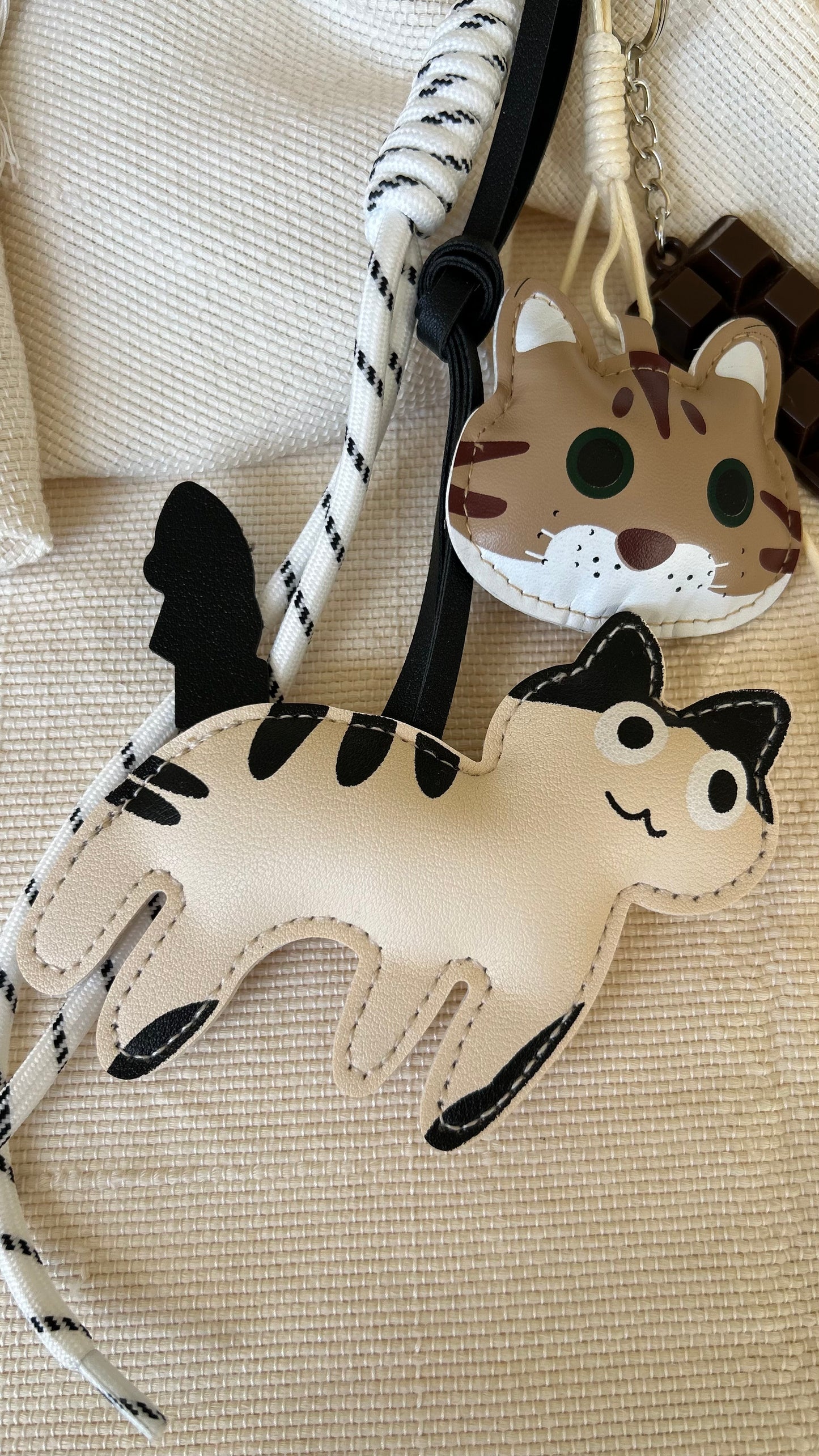 Vanilla Cat Charm