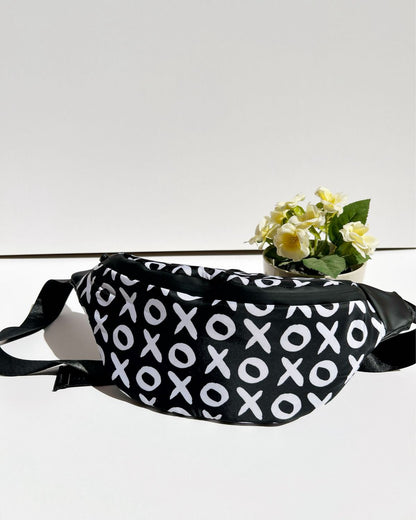 XO Waist Bag