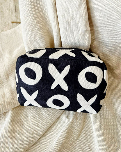 XO Makeup Bag