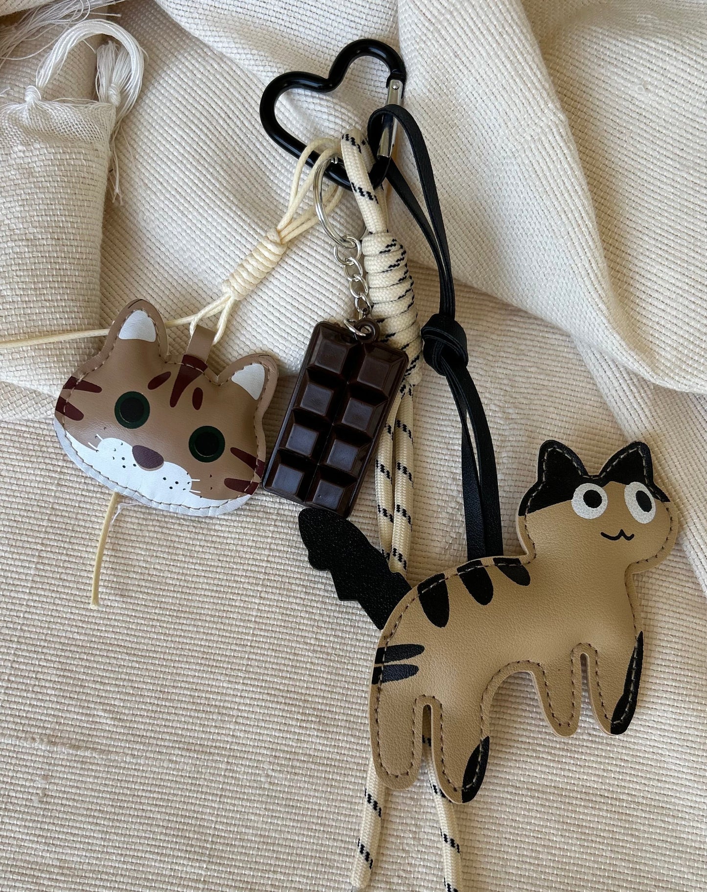 Latte Cat Charm