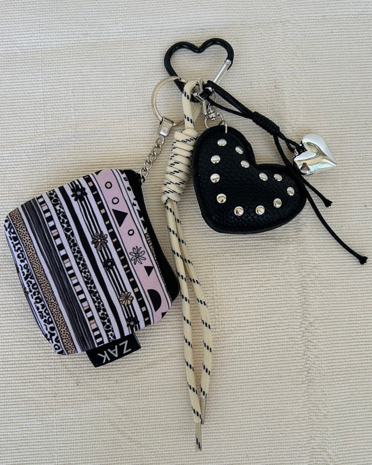Black Heart Coins Pouch Charm