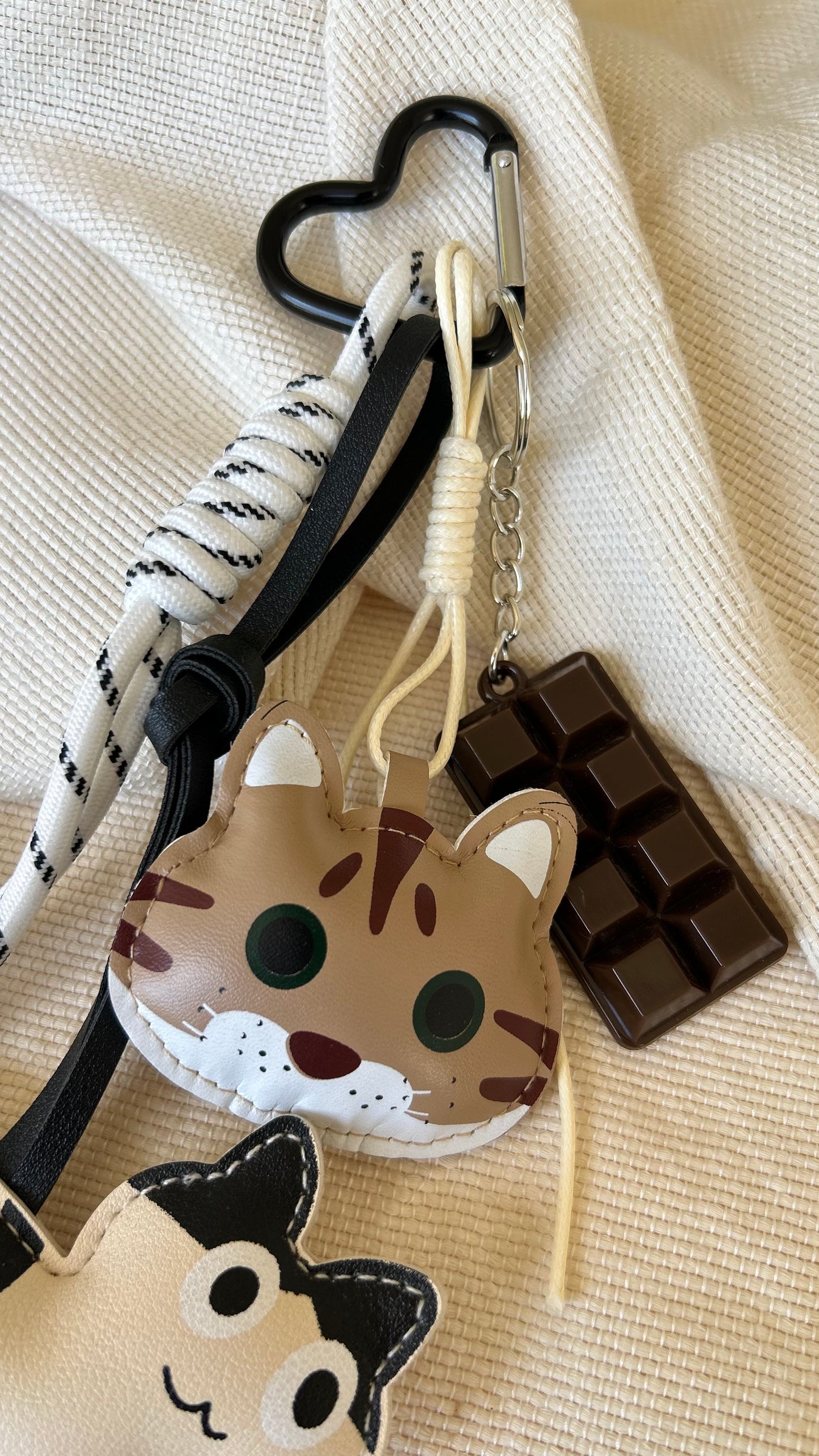 Vanilla Cat Charm