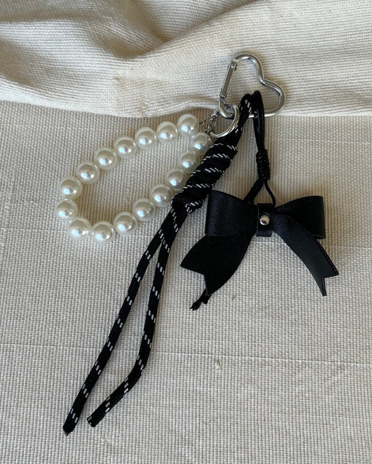 Pearl Bow Charm