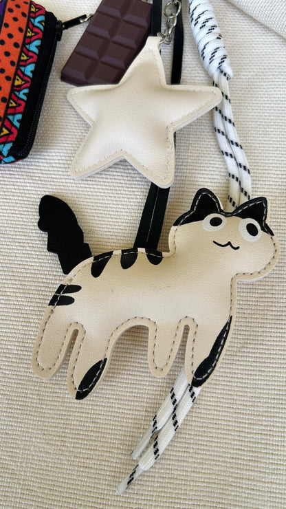 Vanilla Cat Coin Pouch Charm