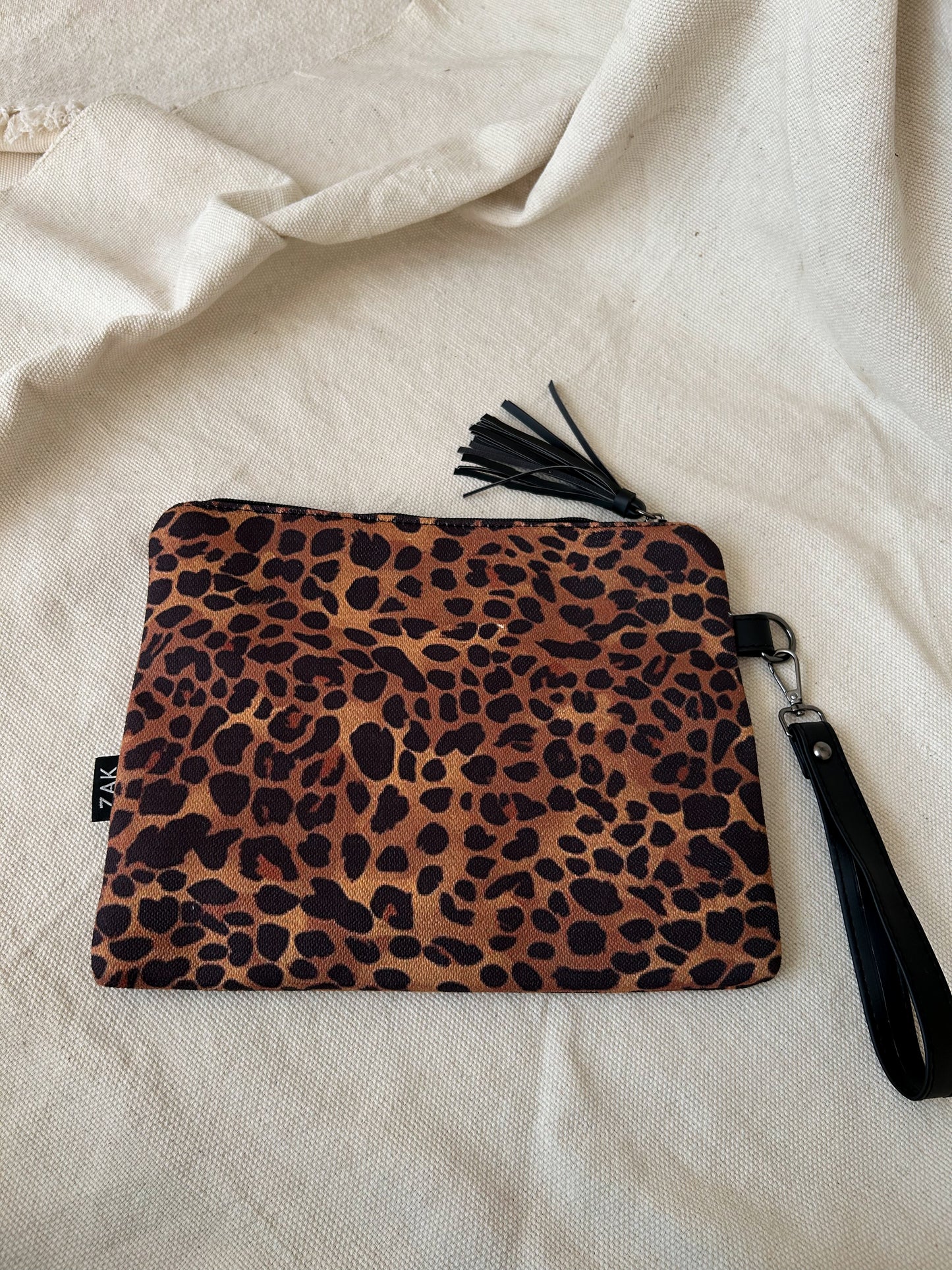 Leopard Clutch