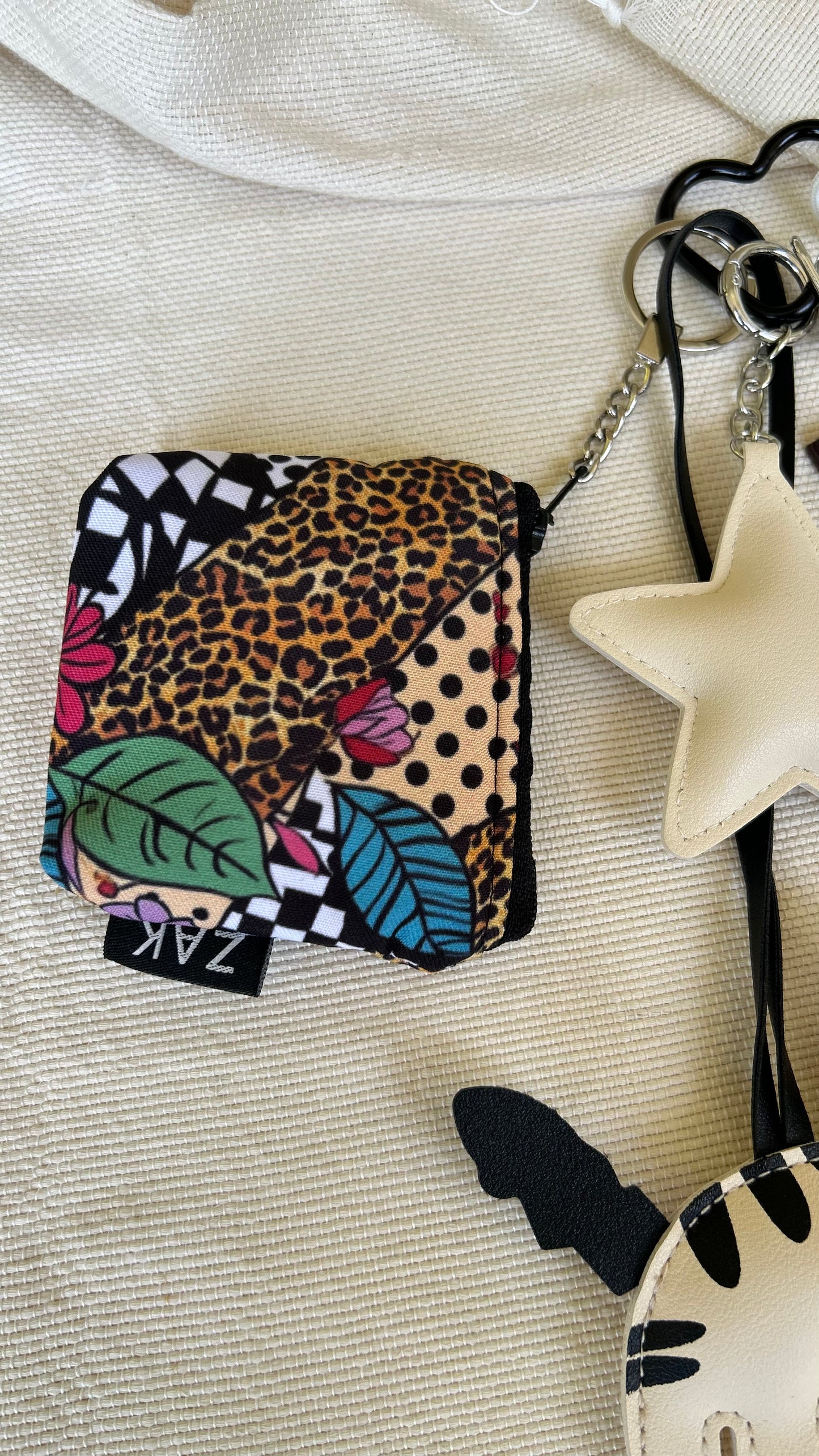 Vanilla Cat Coin Pouch Charm