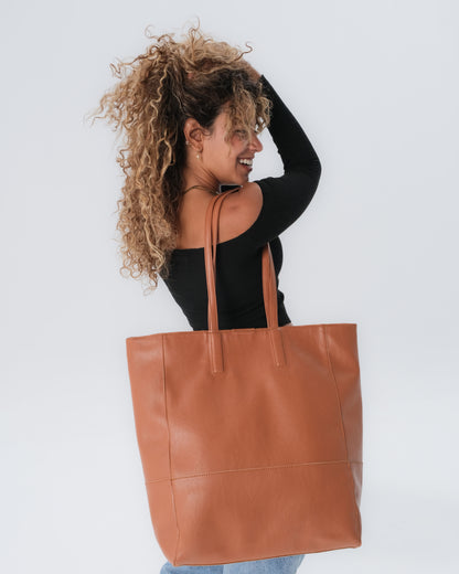 Aura Bag - Camel