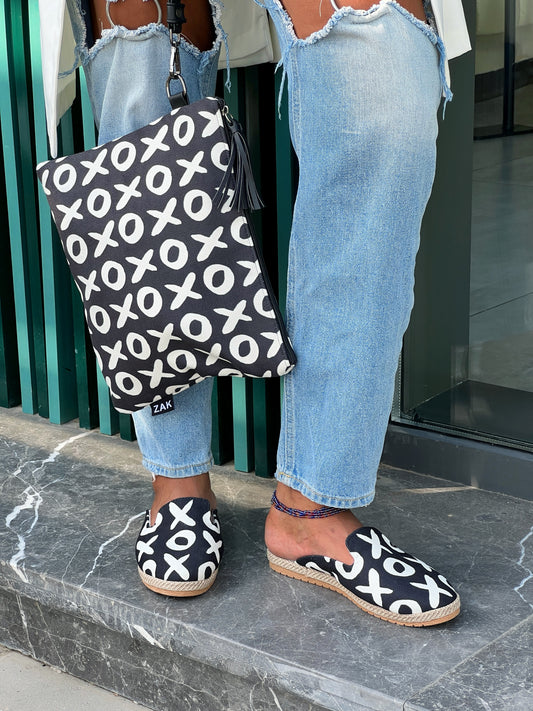 XO Mules