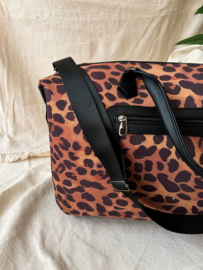 Dark leopard Duffle Bag
